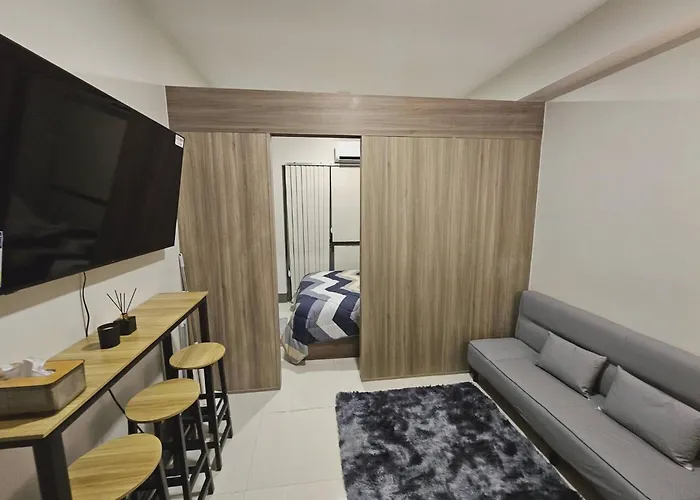 펜션 Casa Rogelio At Fame Residences Tower 4